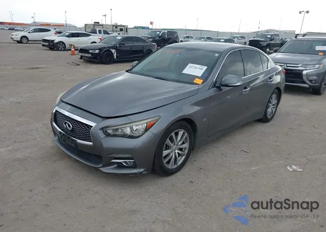 2015 Infiniti Q50 Premium z USA, uszkodzony, nr VIN JN1BV7AP3FM351830
